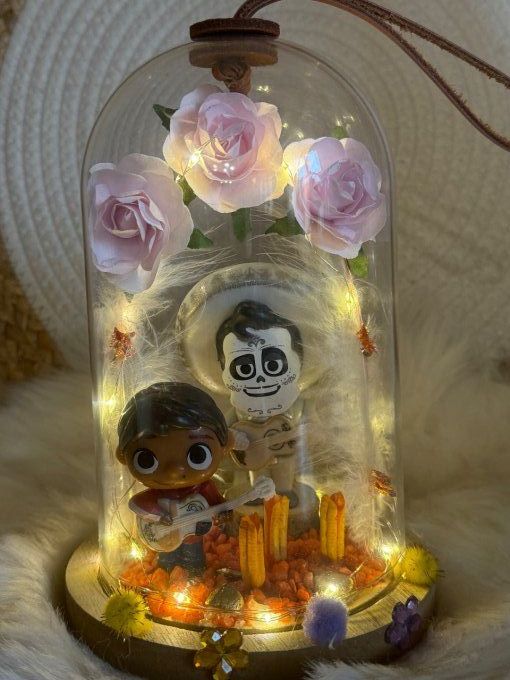 Cloche lumineuse coco Disney pixar